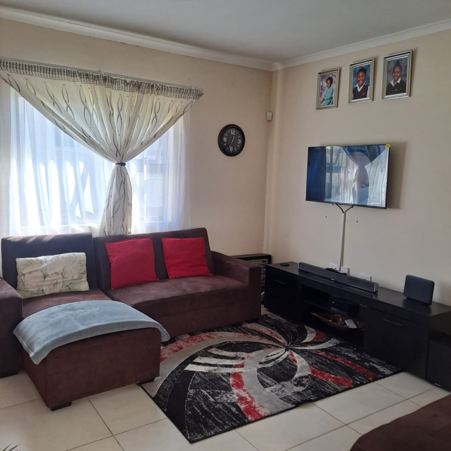 2 Bedroom Property for Sale in Graceland Eastern Cape